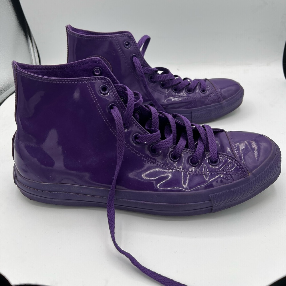 Preowned Limited Edition Purple Patent Leather Chuck Taylor Converse